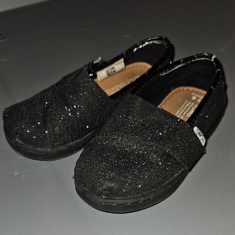 Toms Kids Sparkly Black Moccasins
